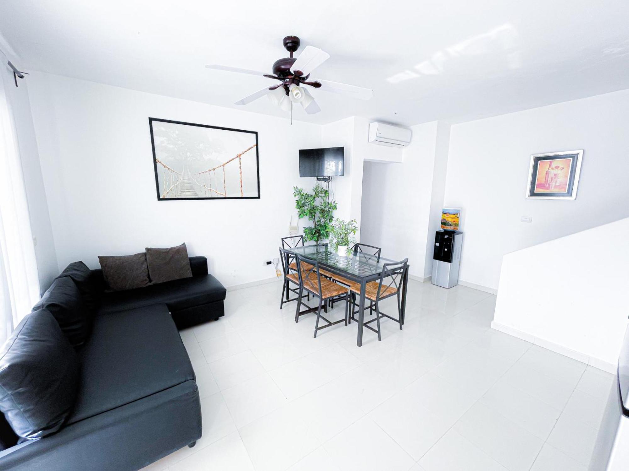 Sunny Seascape Villas & Aparts Hotel Wifi Bbq Los Corales Bavaro Beach Club & Spa بونتا كانا المظهر الخارجي الصورة