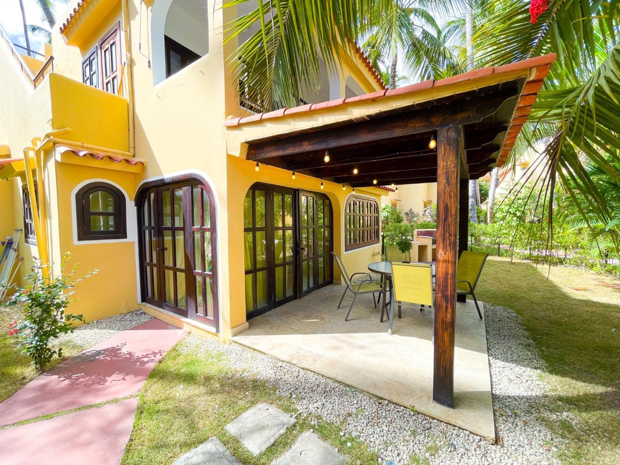 Sunny Seascape Villas & Aparts Hotel Wifi Bbq Los Corales Bavaro Beach Club & Spa بونتا كانا المظهر الخارجي الصورة