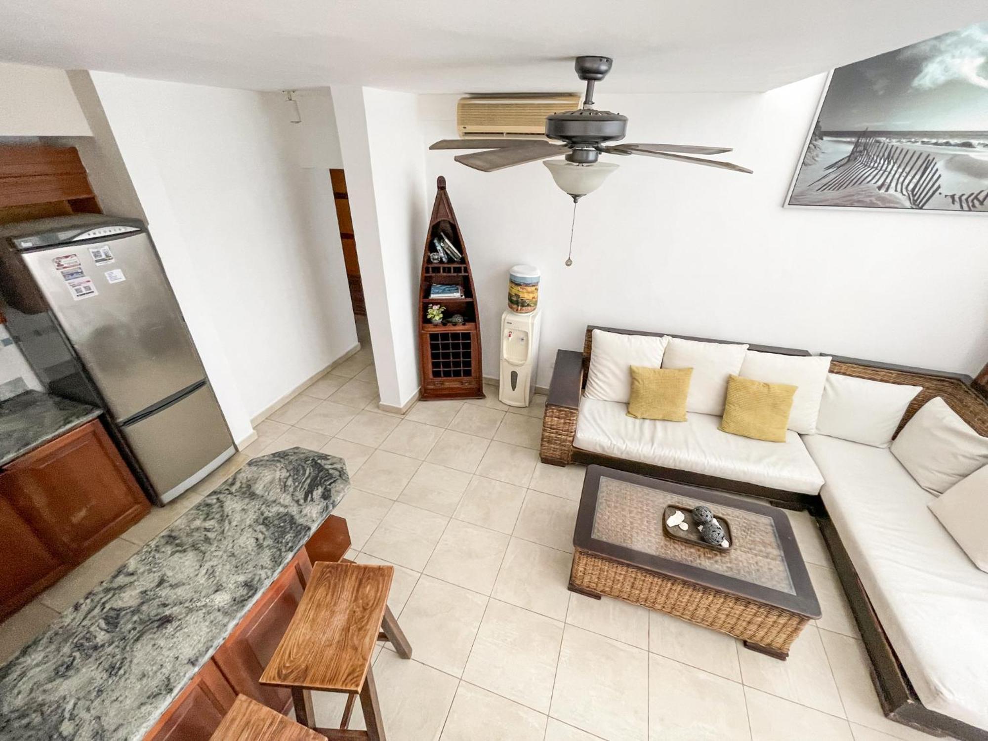 Sunny Seascape Villas & Aparts Hotel Wifi Bbq Los Corales Bavaro Beach Club & Spa بونتا كانا المظهر الخارجي الصورة